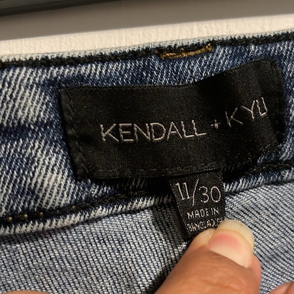 Kendall & Kylie Blue‎ Skinny Jeans with Distressed Details - Picture 5 of 5
